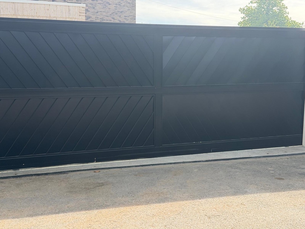 Bespoke Metal Gates